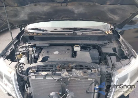 2013 Nissan Pathfinder Platinum/S/Sl/Sv z USA, uszkodzony, nr VIN 5N1AR2MN1DC669986